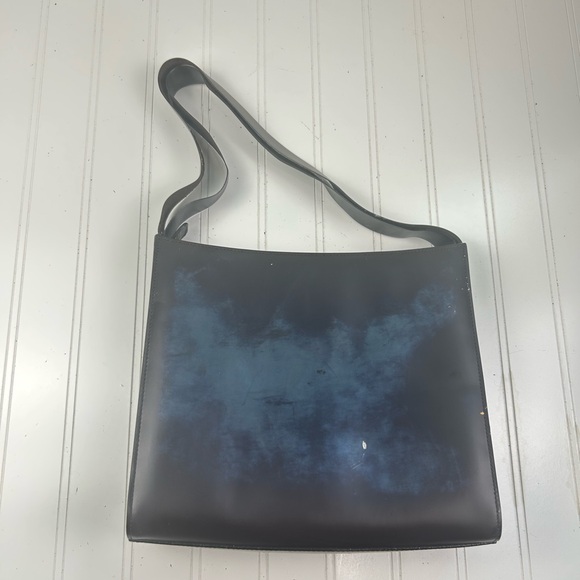 Gucci Black Leather Shoulder Bag - Picture 9 of 13